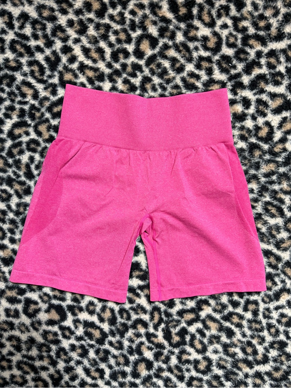 NVGTN gym shorts 💗